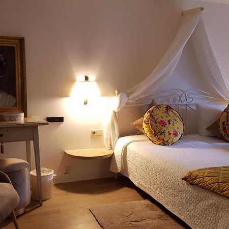 Das Kleine Hotel Iphofen, Fruehstueckszauber, No Waste, Nachhaltig, Nahe Aller Weingueter, Knauf Gips Kg Und Connekt, Kleines Secret Mit Garten & Terrassen, Tv Mirrorring, 55" Tv, Fine Dining, Hunde Willkommen Eksteriør bilde